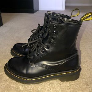 Black size 5 docs used once. Amazing condition